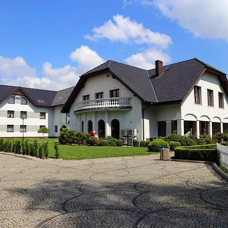 Hotel Bialy Dom